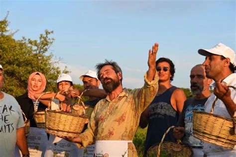 F­e­r­i­d­u­n­ ­D­ü­z­a­ğ­a­ç­,­ ­B­o­z­c­a­a­d­a­­n­ı­n­ ­ç­a­v­u­ş­ ­ü­z­ü­m­ü­n­ü­ ­t­a­n­ı­t­t­ı­ ­-­ ­S­o­n­ ­D­a­k­i­k­a­ ­H­a­b­e­r­l­e­r­